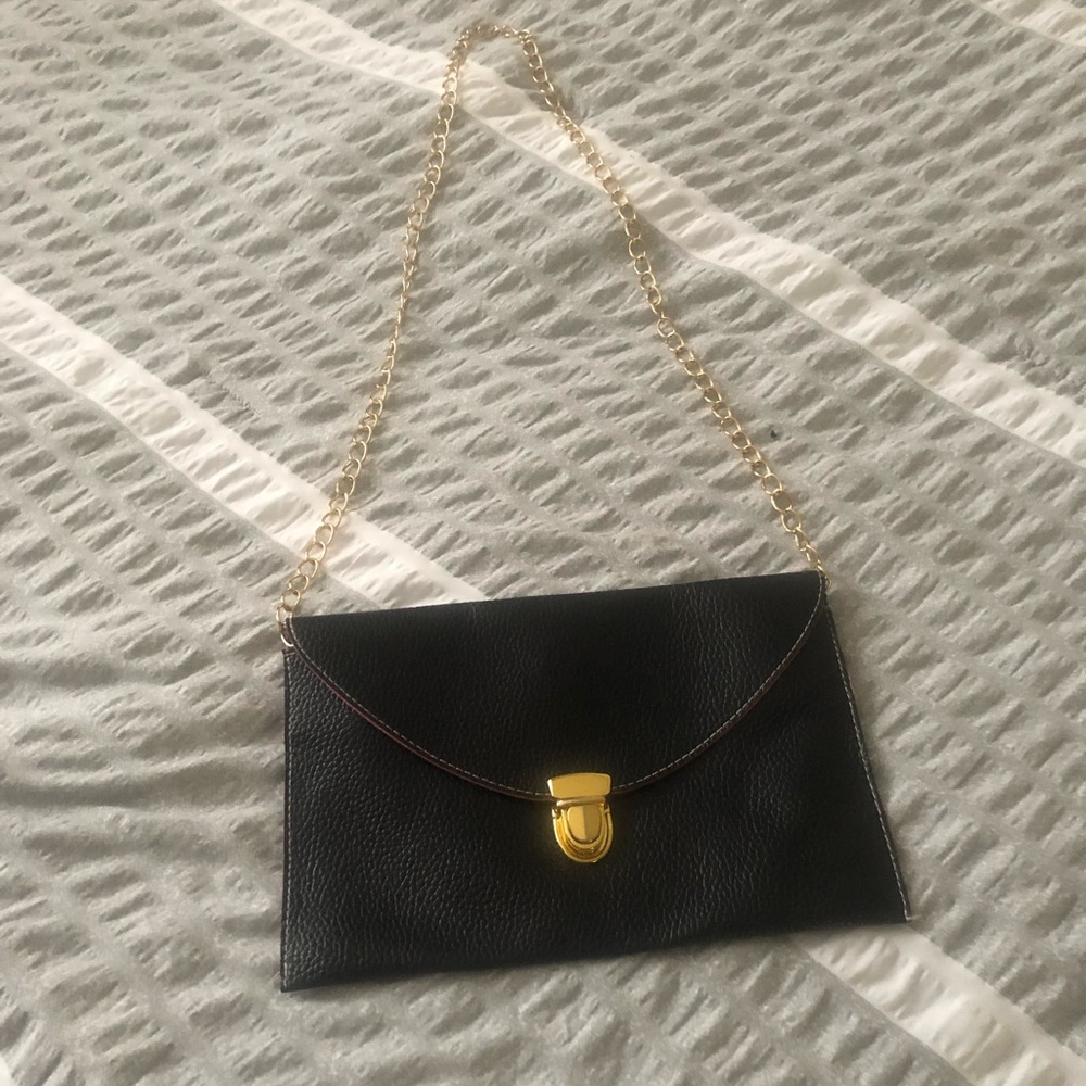 Purses - Picture 4 of 8